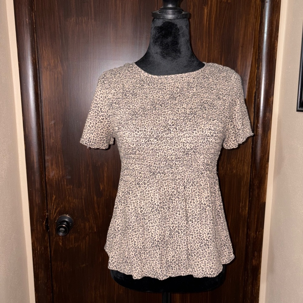 URBAN Romantics Tan and White Smocked Peplum Blouse